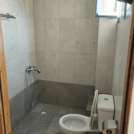 στη στοά βαρβουτσή στούντιο νούμερο 4 * Kalamata